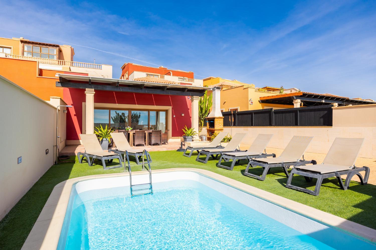 Mariposas Caleta Villa *